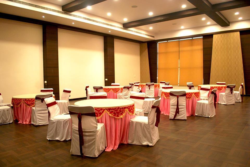 Hotel Suncity Palace Jharsuguda エクステリア 写真