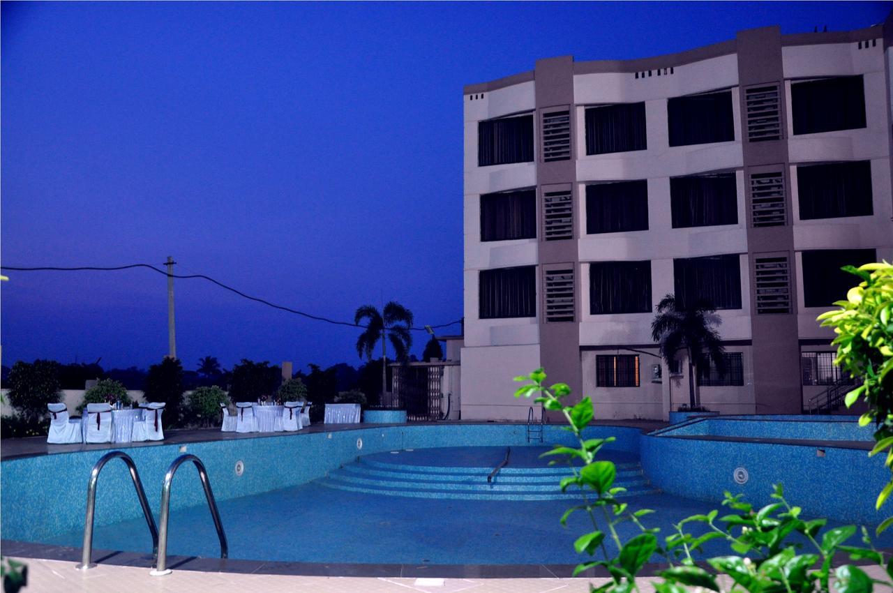 Hotel Suncity Palace Jharsuguda エクステリア 写真