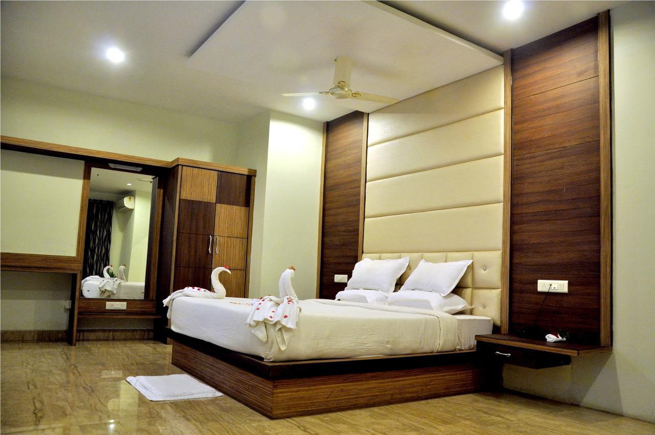 Hotel Suncity Palace Jharsuguda エクステリア 写真
