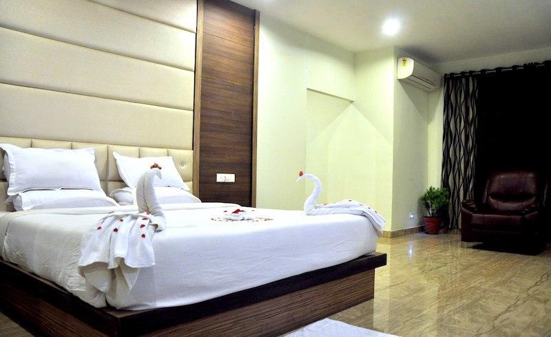 Hotel Suncity Palace Jharsuguda エクステリア 写真